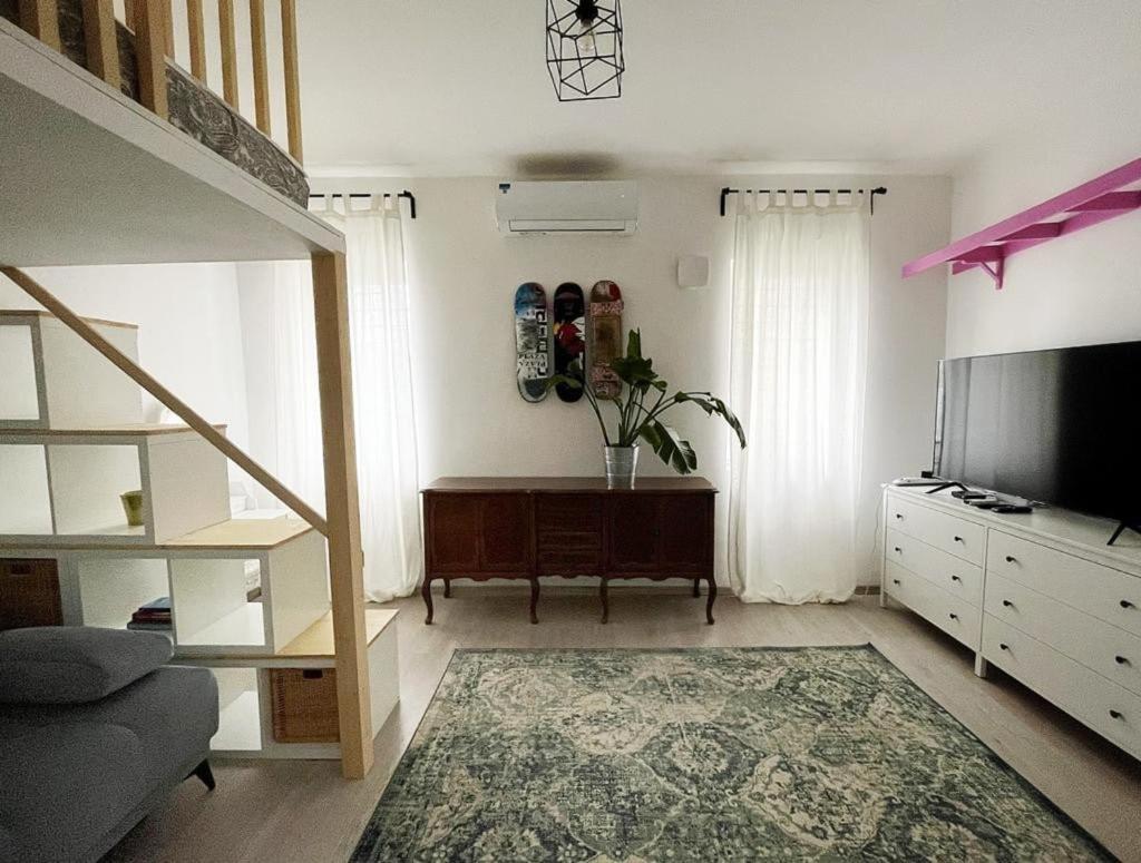 Manca's With Free Parking Apartamento *